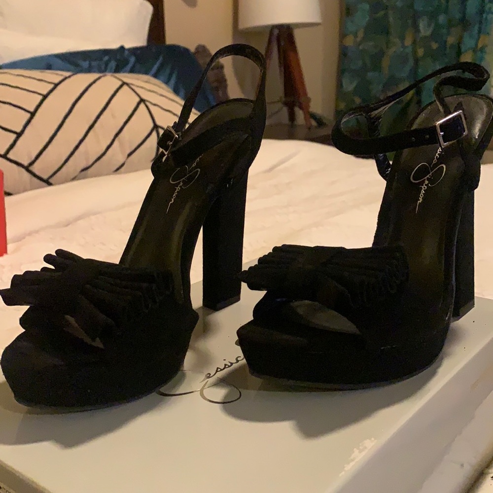 Jessica Simpson suede heel